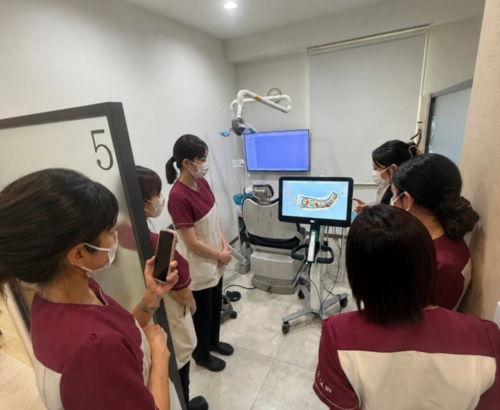 インプラント沖縄Micデンタル口腔内スキャン